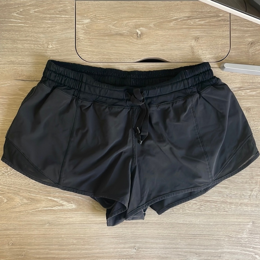 Black Lululemon Hotty Hot Shorts - Size 6